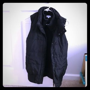 Maternity puffer vest